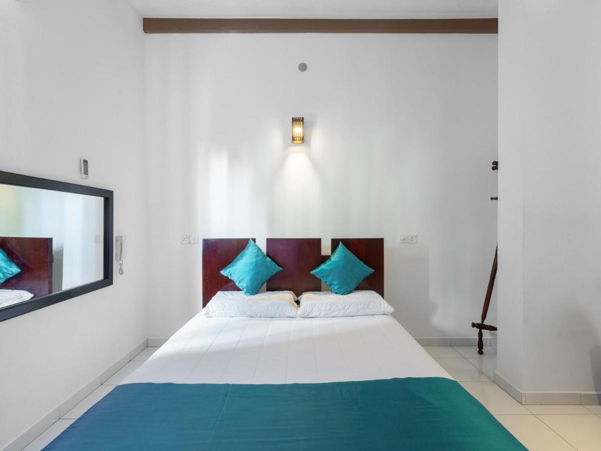 Royal Mount Hotel Dehiwala-Mount Lavinia Eksteriør bilde