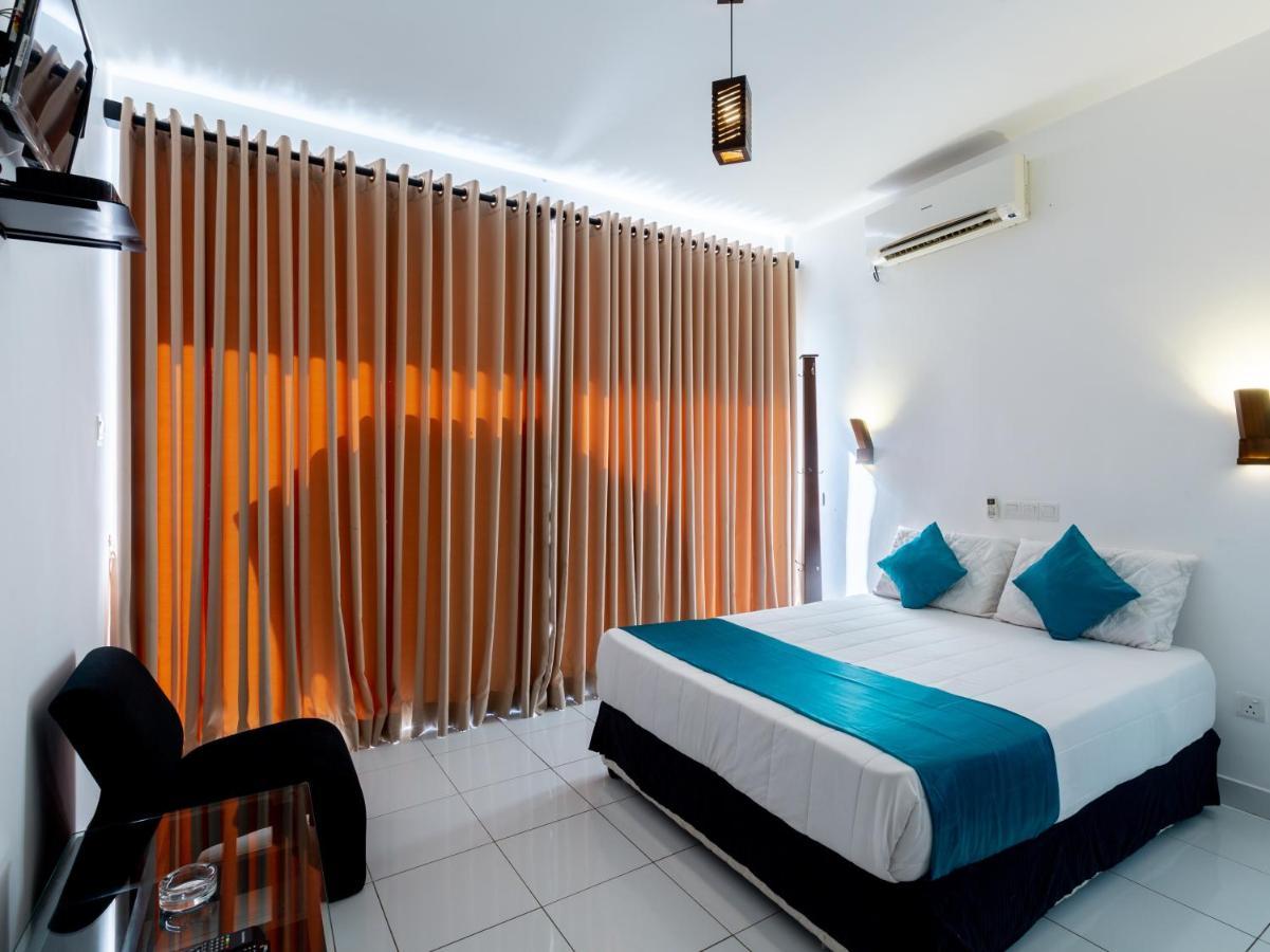 Royal Mount Hotel Dehiwala-Mount Lavinia Eksteriør bilde